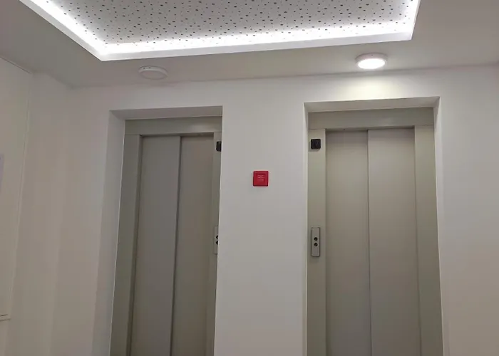 Local Mariposa Azul 발렌사